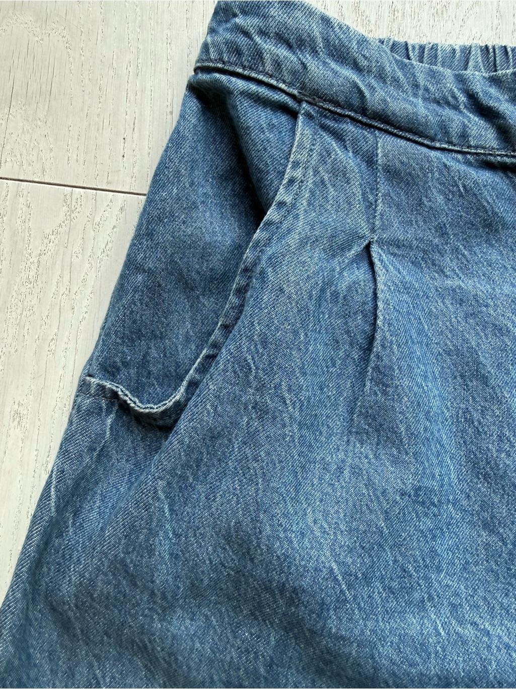 Women's Micaela Greg Straight-Leg Slight Barrel In Mid Blue Denim — image 7 of 7